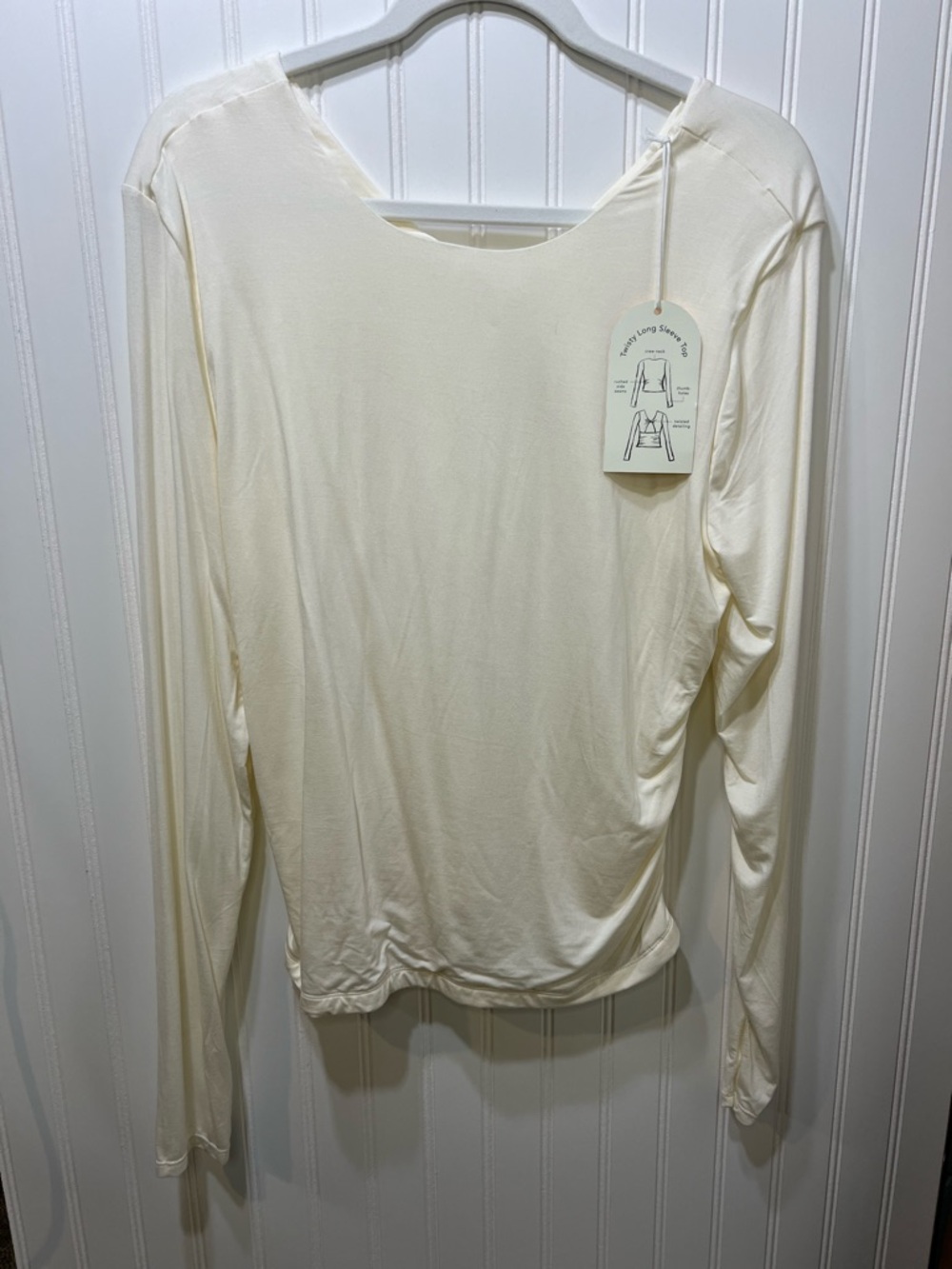 Blogilates Women's Twisty Long-Sleeve Cream Top 1X
